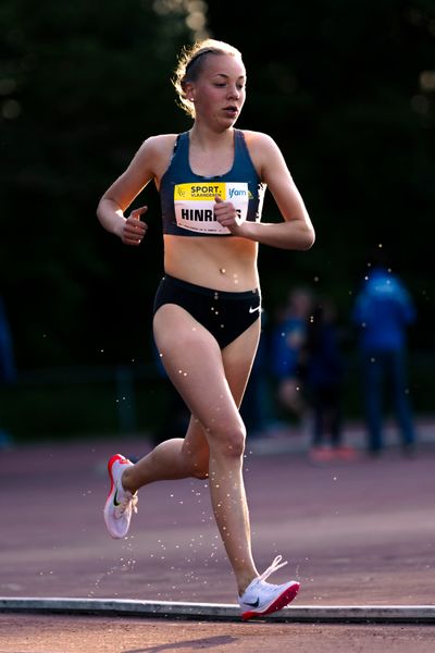 Carolin Hinrichs (VfL Loeningen) ueber 3000m Hindernis  am 28.05.2022 waehrend der World Athletics Continental Tour IFAM Oordegem in Oordegem